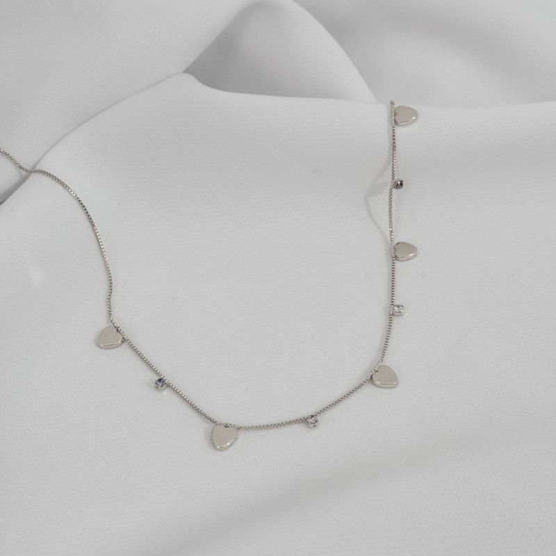 COLAR CORAÇÃO E ZIRCONIA QUADRADA EM RÓDIO BRANCO