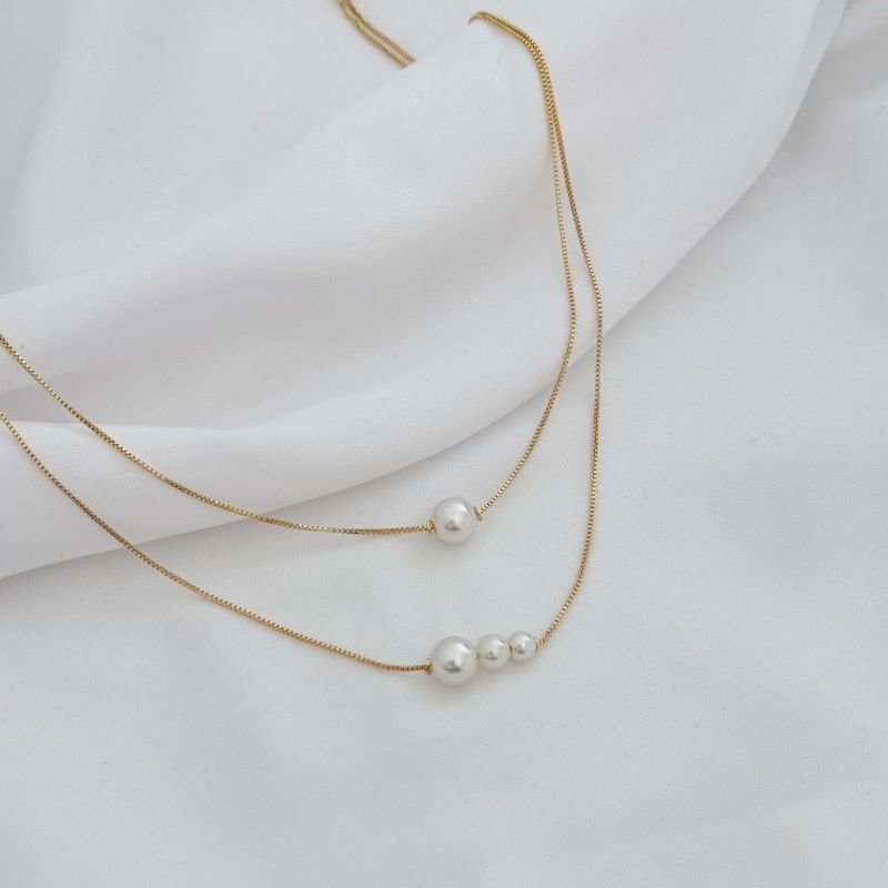 COLAR DUPLO 40/45CM COM PEROLAS EM OURO 18K