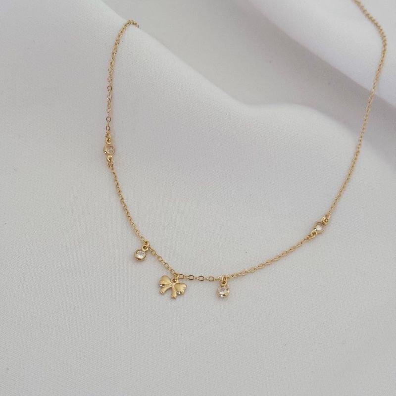 COLAR INFANTIL COM PINGENTE LACO E ZIRCONIA EM OURO 18K