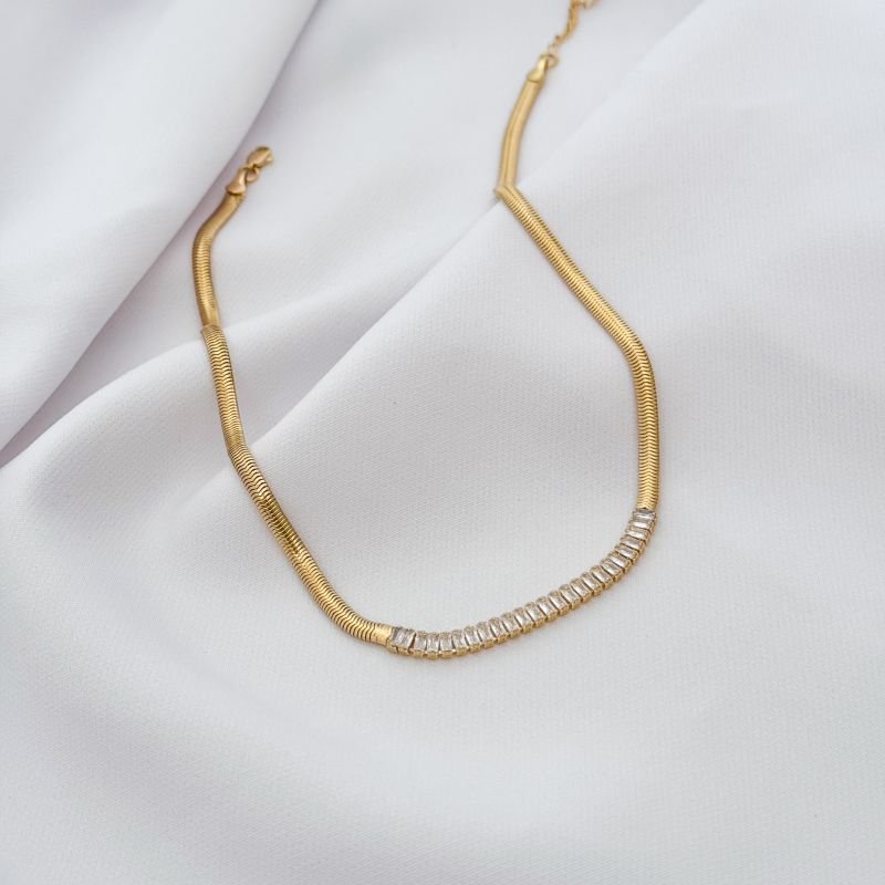 COLAR MALHA LACRAIA COM ZIRCONIA BAGUETE EM OURO 18K