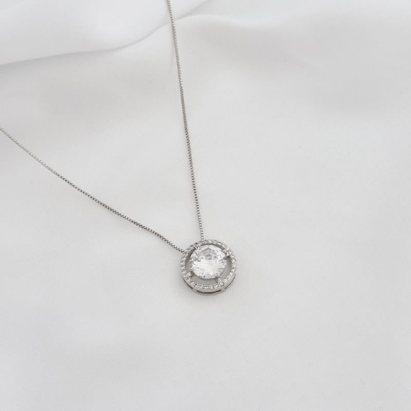 COLAR PINGENTE REDONDO CRAVEJADO E ZIRCONIA 8MM EM RÓDIO BRANCO
