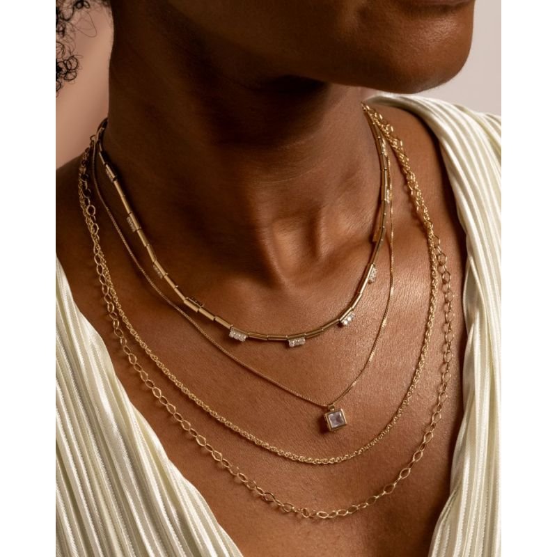 COLAR TRIPLO COM CARRE ZIRCONIA EM OURO 18K