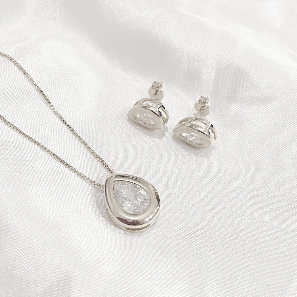 CONJUNTO GOTA COM ZIRCONIA