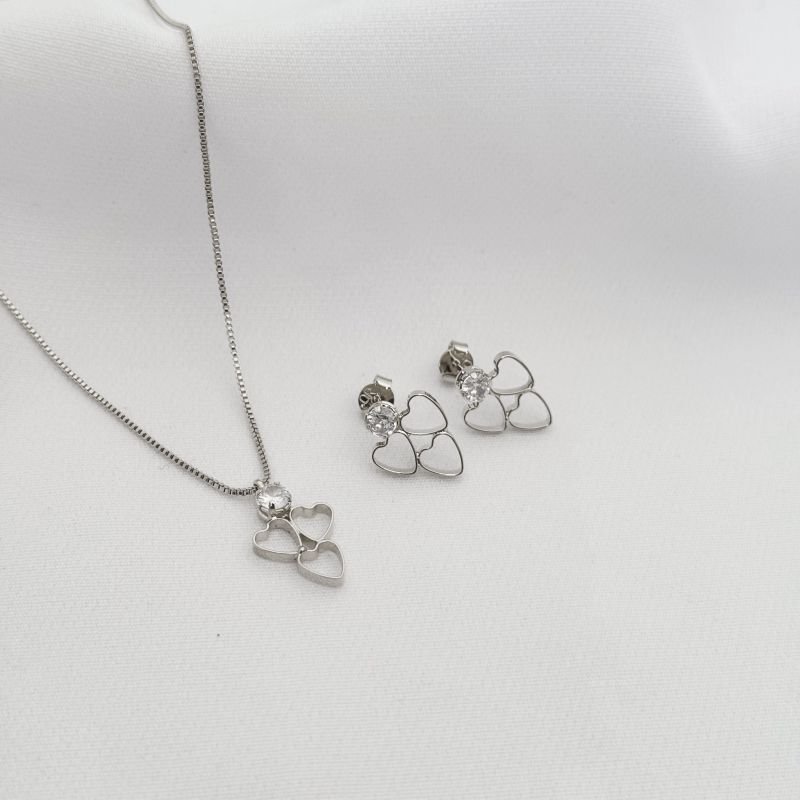 CONJUNTO 3 CORAÇÕES VAZADOS EM RÓDIO BRANCO