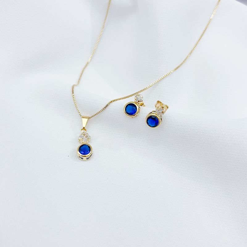 CONJUNTO CHATÃO ZIRCONIA REDONDA COM CARRÉ PEQUENA EM OURO 18K