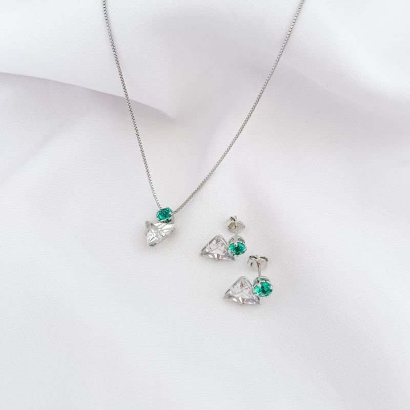 CONJUNTO ZIRCONIA TRIANGULO COM PEDRA REDONDA EM RÓDIO BRANCO