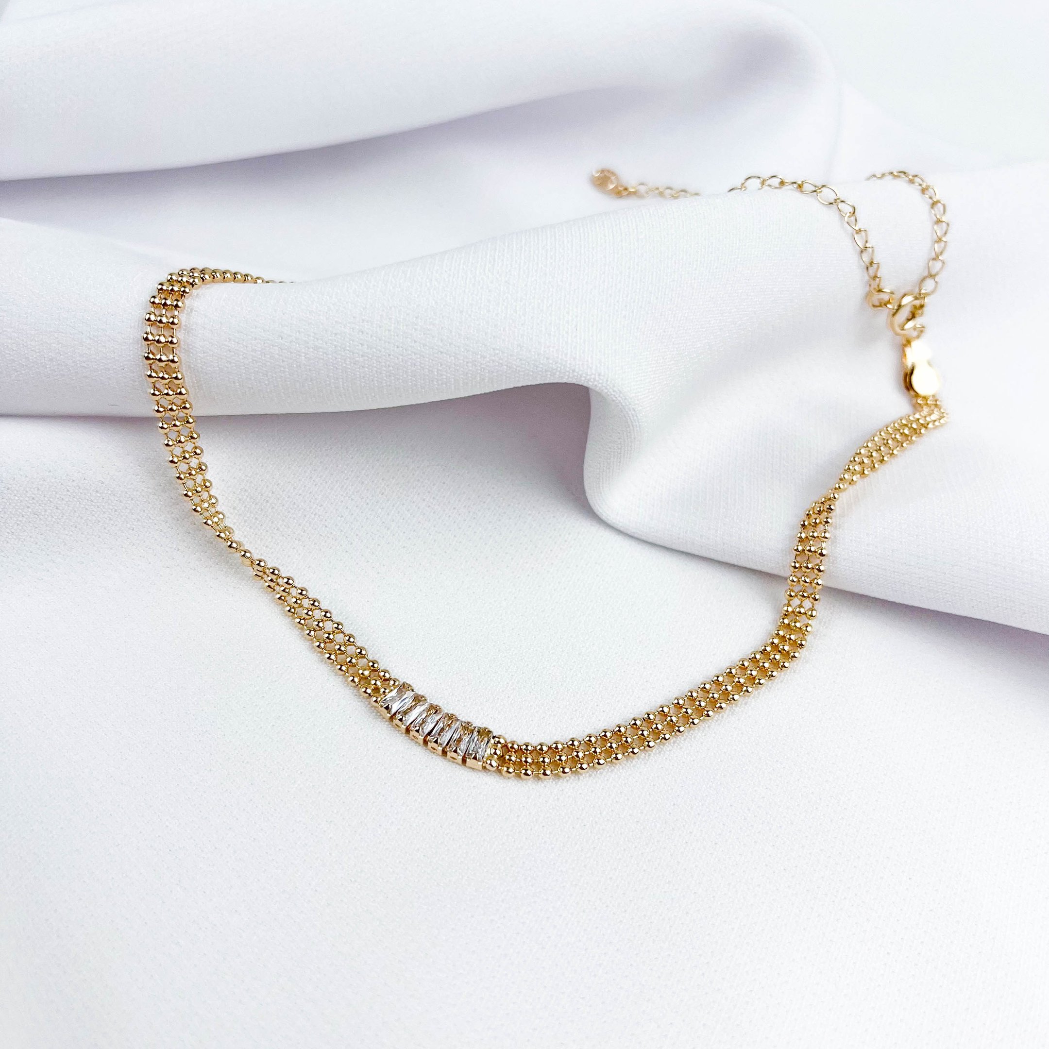 CHOCKER REDE BOLINHAS COM ZIRCONIAS BAGUETE EM OURO 18K