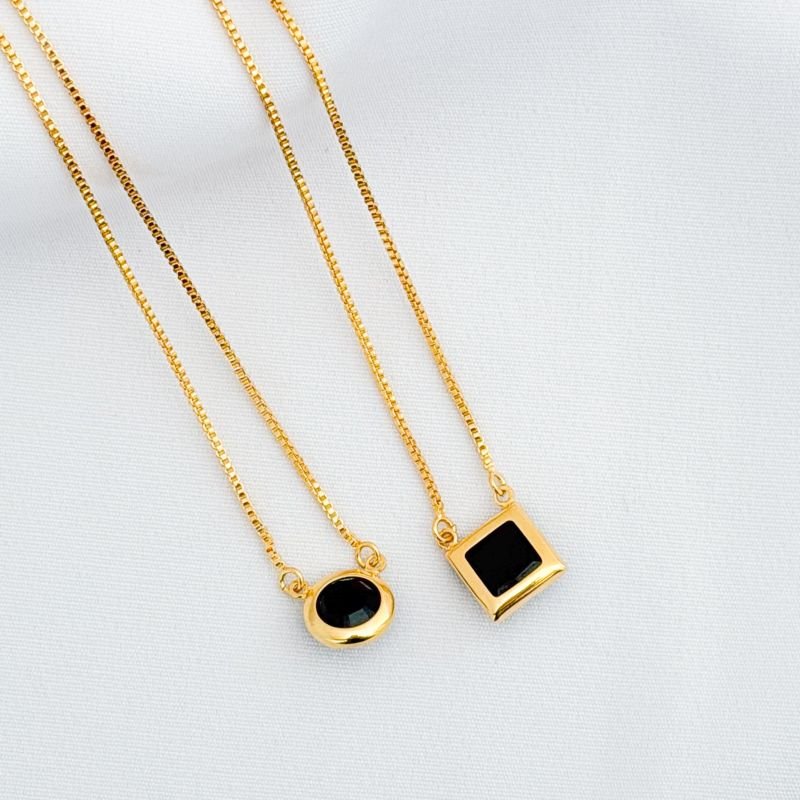 ESCAPULARIO GEOMETRICO DUO BLACK EM OURO 18K