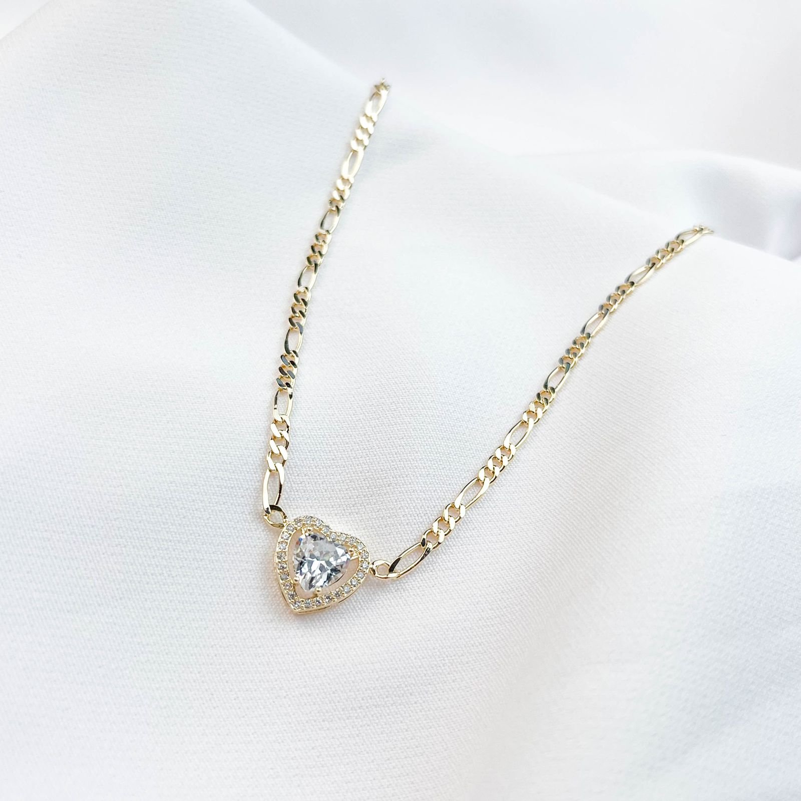 COLAR CORRENTE ELOS ALTERNADOS COM CORAÇÃO CRAVEJADO 45CM EM OURO 18K