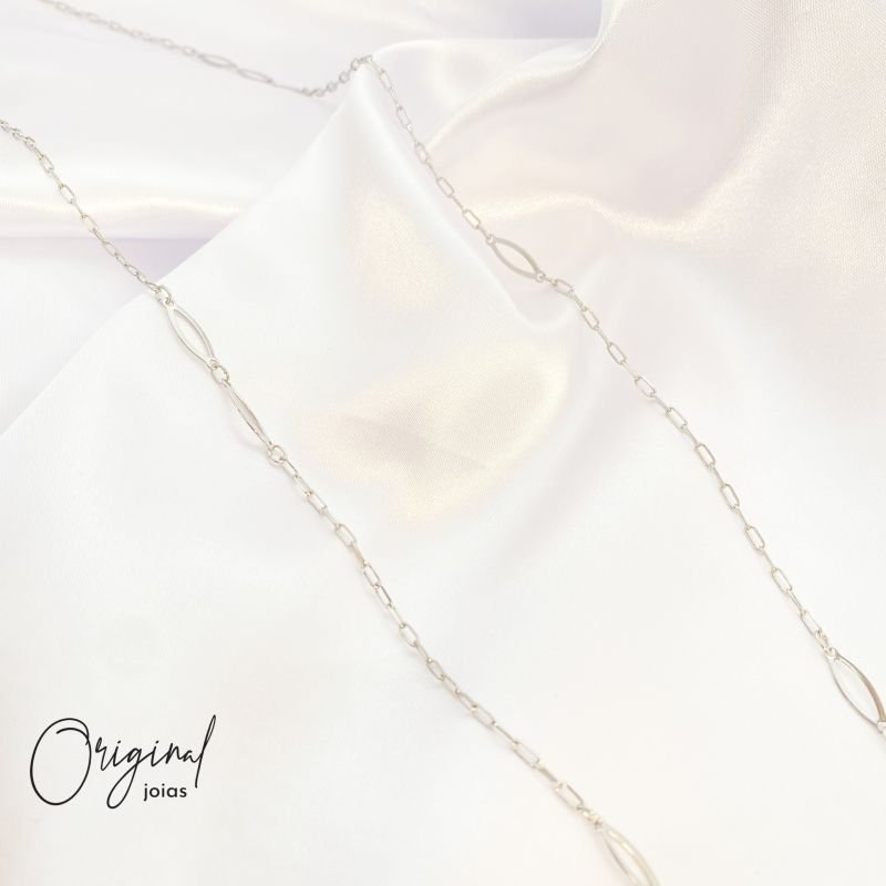 COLAR LONGO NA CORRENTE CARTIER COM ELOS - 80 CM EM RÓDIO BRANCO