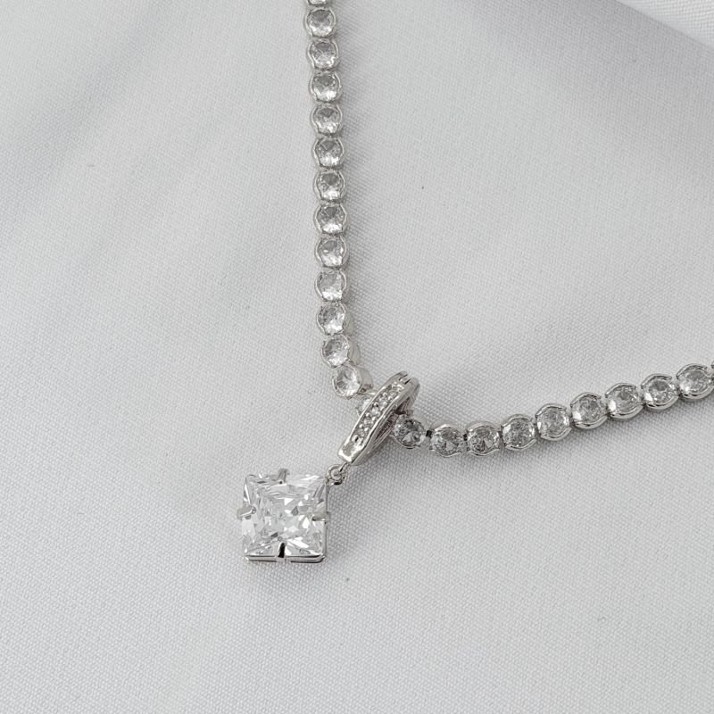 PINGENTE GALERIA QUADRADO 10MM EM RÓDIO BRANCO