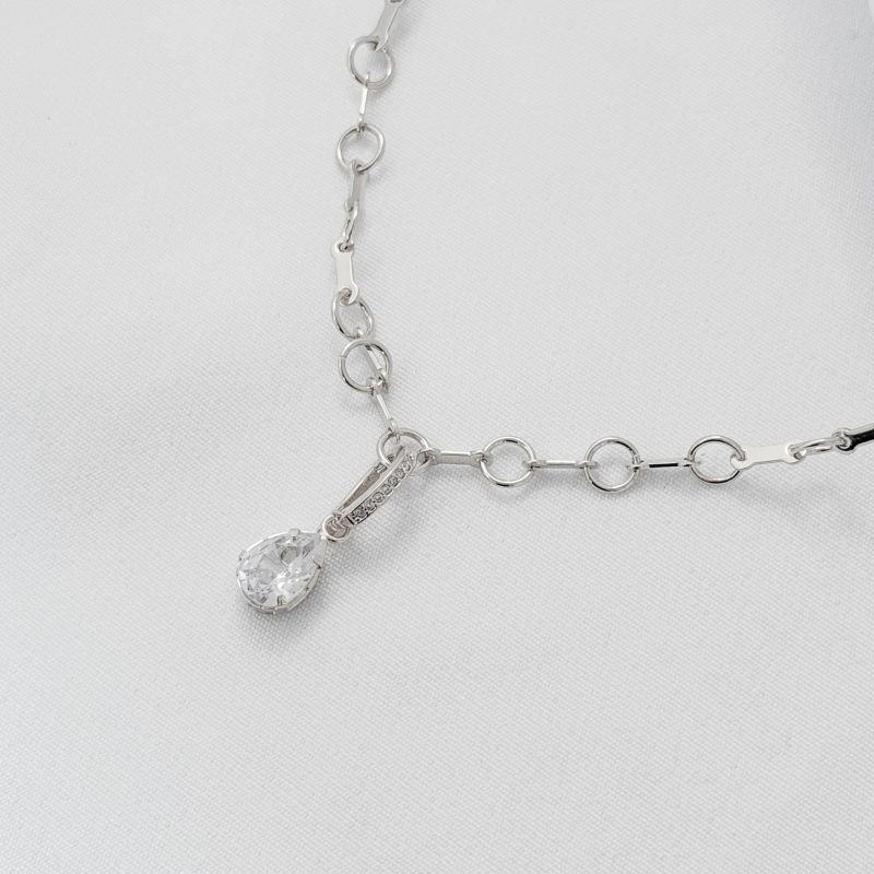 PINGENTE GOTA 7X10 EM RÓDIO BRANCO