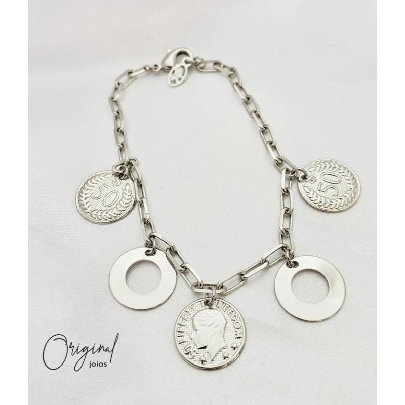 PLO198 - PULSEIRA MOEDAS E MEDALHAS 18 CM + 5 CM EXTENSOR EM RÓDIO BRANCO