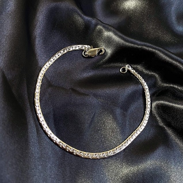 PULSEIRA REDE DIAMANTADA EM RÓDIO BRANCO