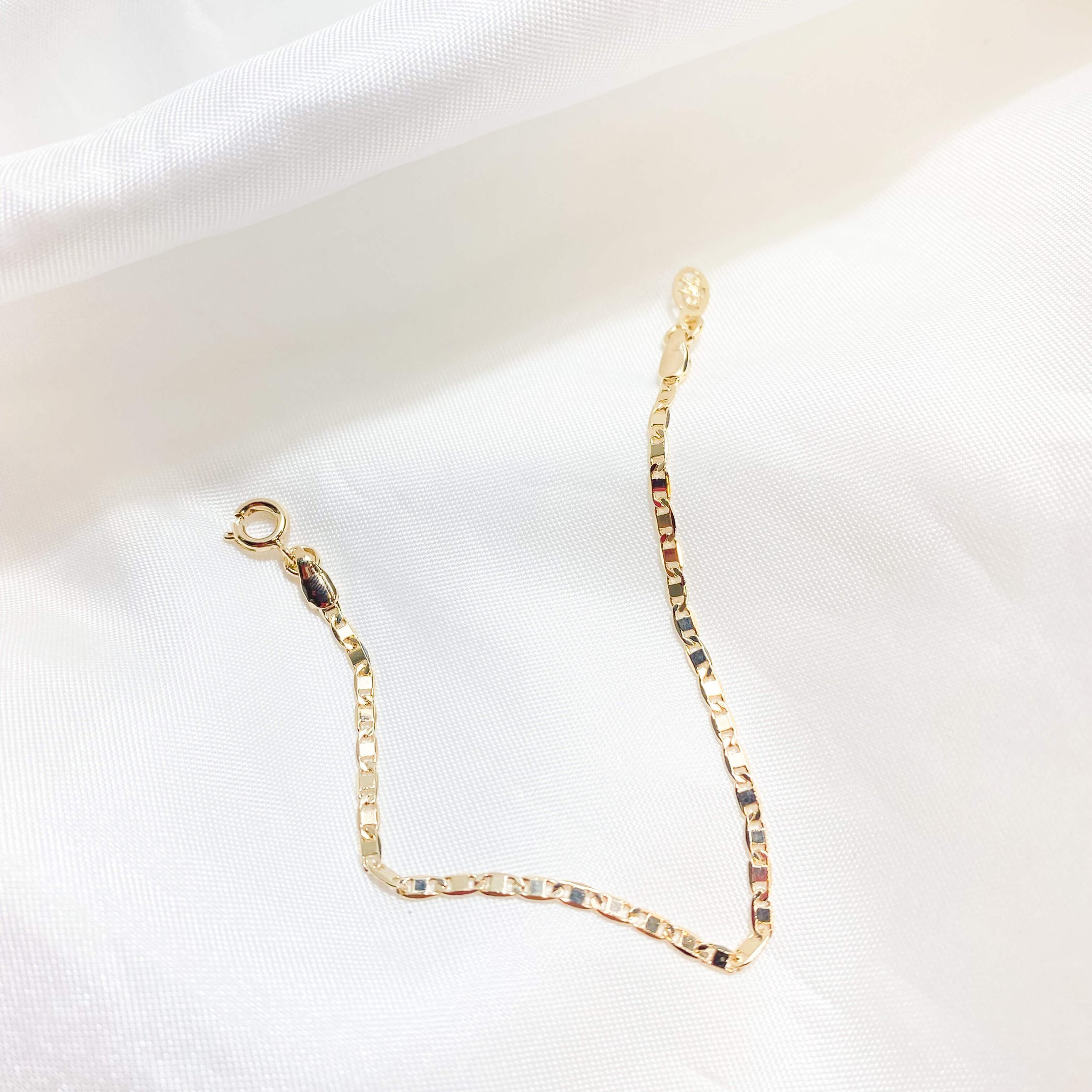 PULSEIRA INFANTIL CORRENTE GUCCI FINA 14CM EM OURO 18K