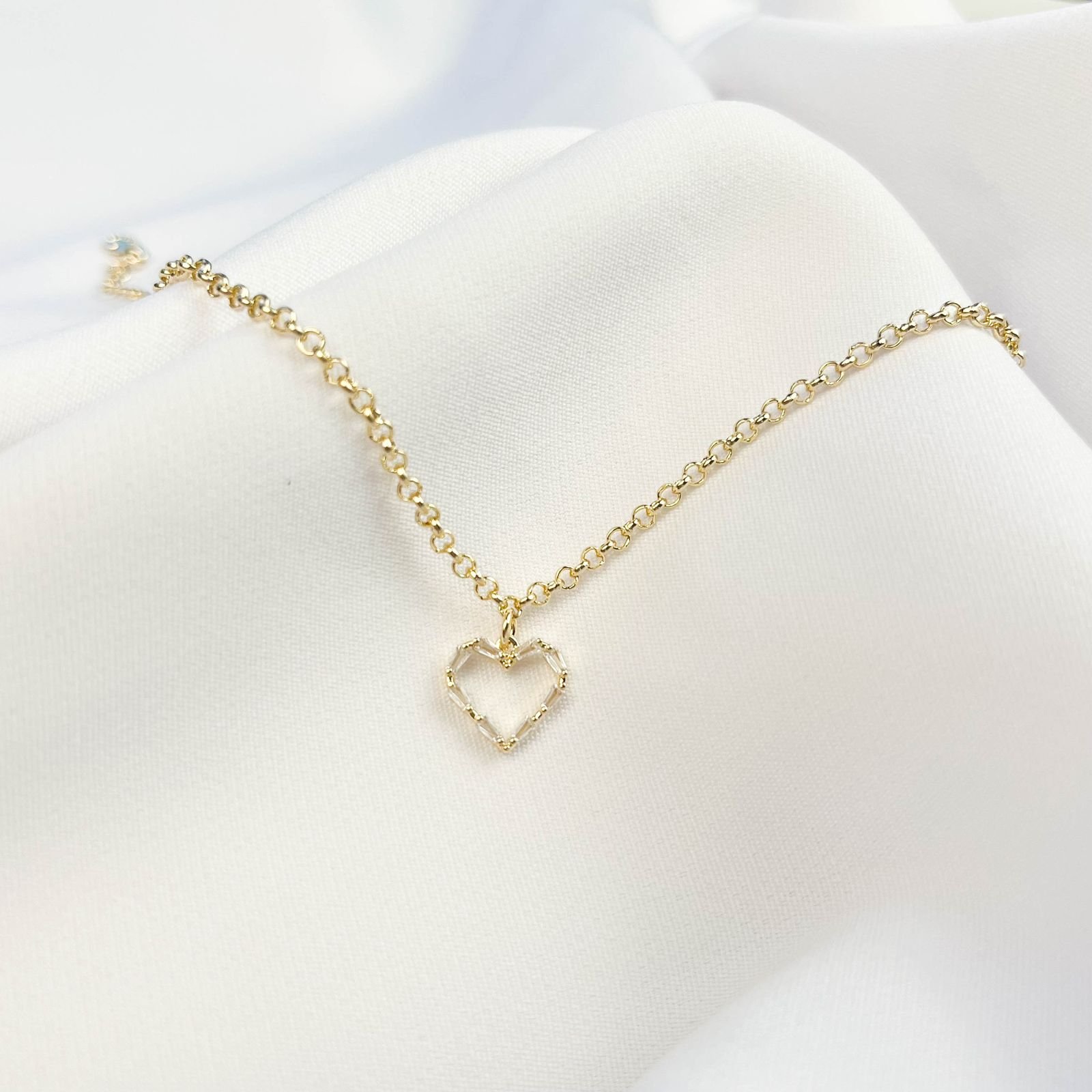 PULSEIRA ELO PORTUGUES COM CORAÇÃO CRAVEJADO EM OURO 18K