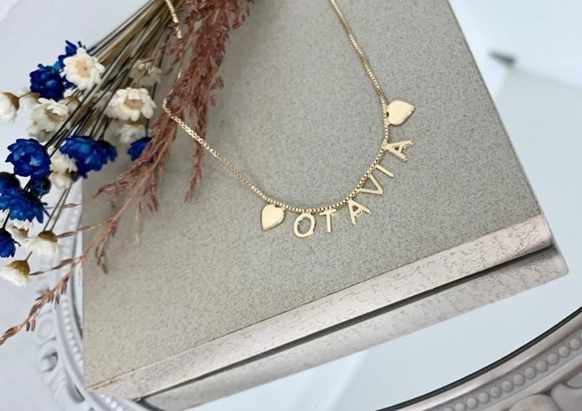 COLAR PERSONALIZADO NOME COM CORAÇÕES EM OURO 18K