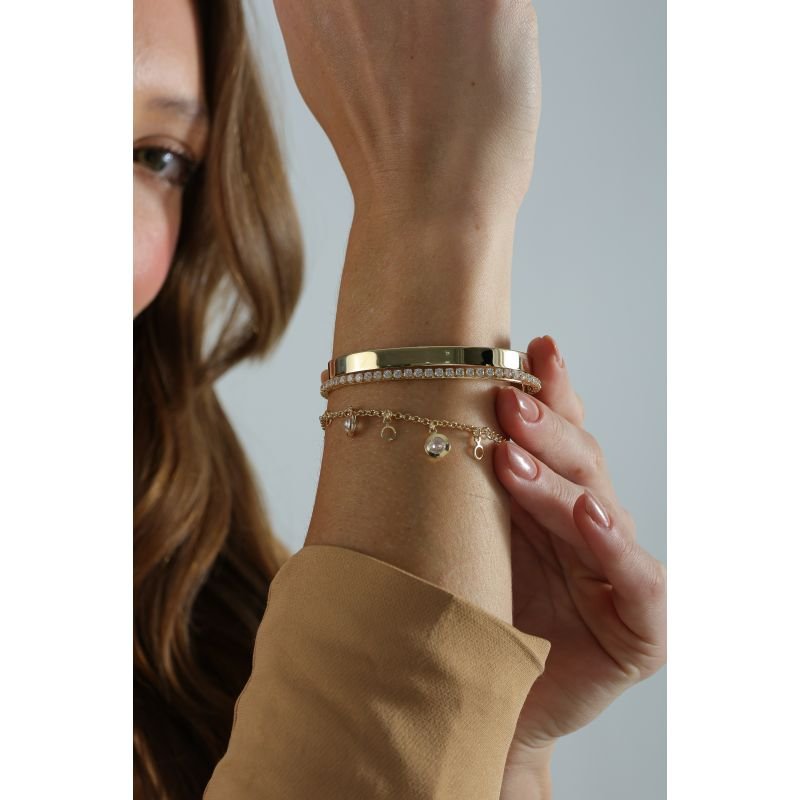 PULSEIRA COM ARGOLAS VAZADAS EM OURO 18K