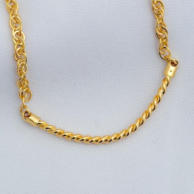 PULSEIRA COM FIO TORCIDO 20CM EM OURO 18K
