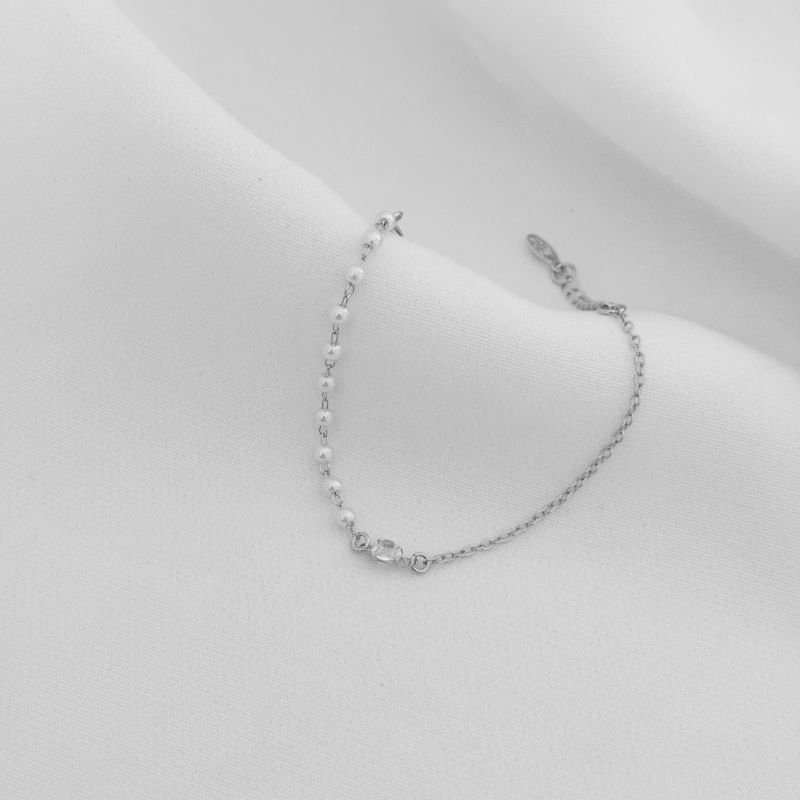 PULSEIRA INFANTIL COM PEROLA E ZIRCONIA CORAÇÃO EM RÓDIO BRANCO