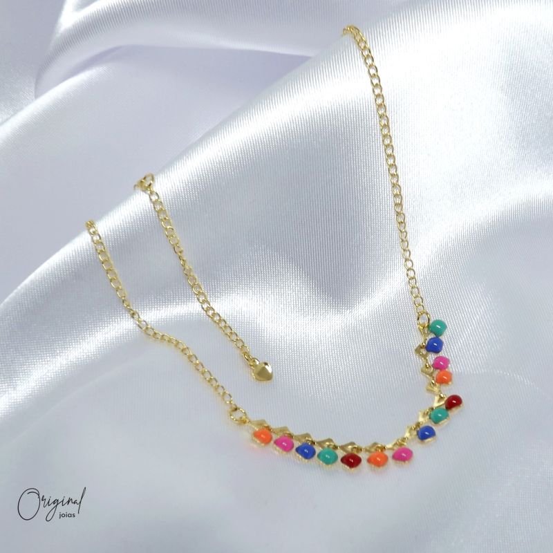 TORNOZELEIRA ESCAMAS COLORIDAS 23 CM + EXTENSOR EM OURO 18K