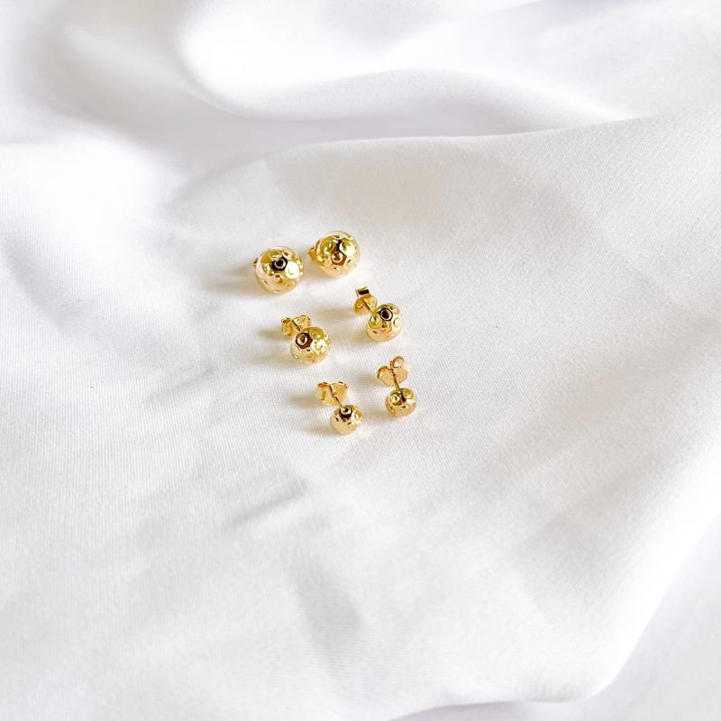 TRIO BOLINHAS DIAMANTADAS EM OURO 18K