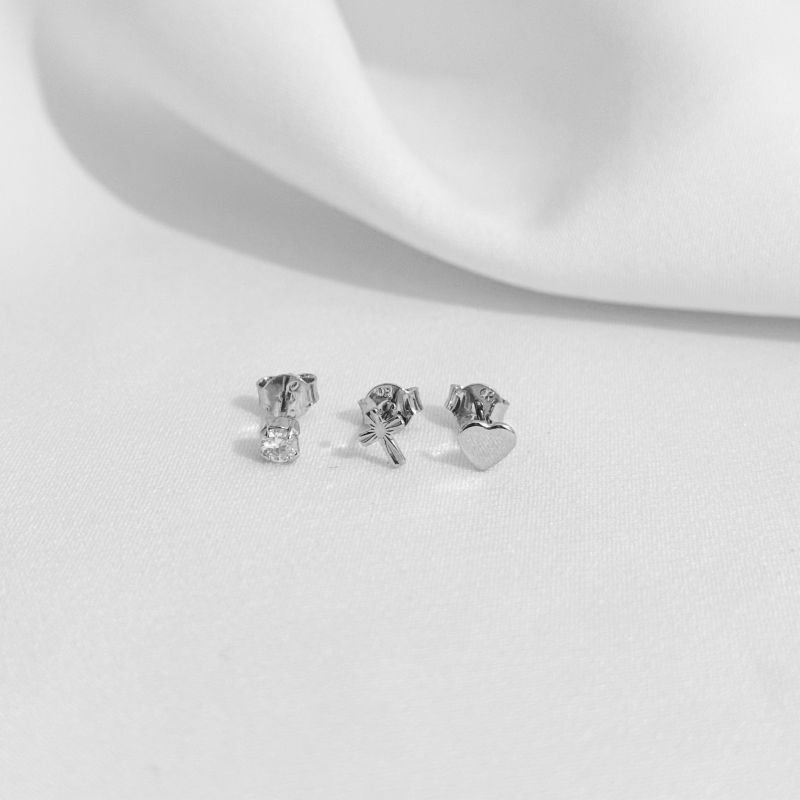 TRIO COM CRUZ, CORACAO E PONTO DE LUZ EM RÓDIO BRANCO