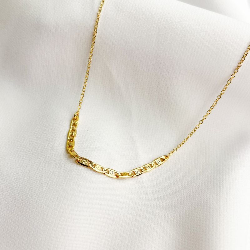 TORNOZELEIRA CORRENTE GUCCI TRABALHADA EM OURO 18K